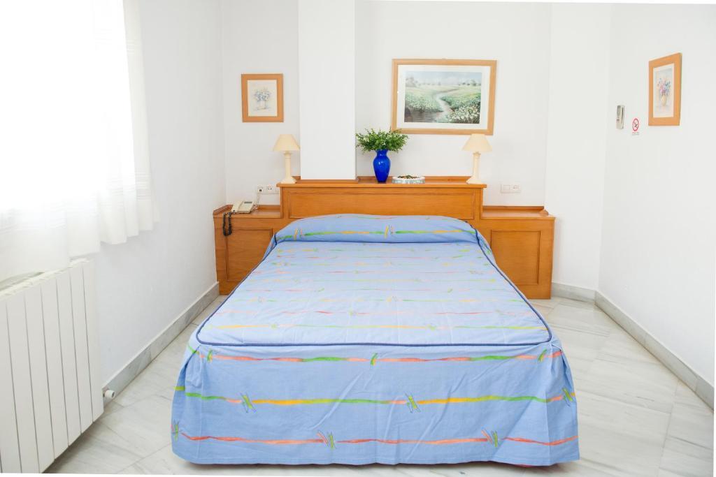 Hostal Camino Real Гранада Номер фото